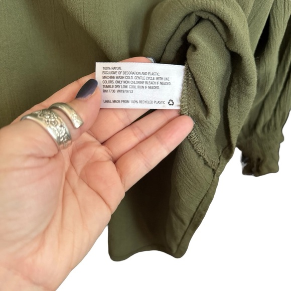 Knox Rose Embroidered Blouse - Picture 3 of 6